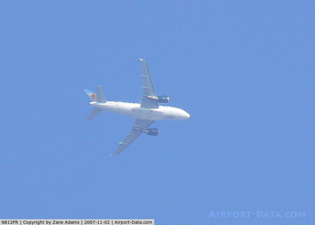 N812FR, 2007 Airbus A318-111 C/N 3163, On approach to DFW - high over Arlington, TX