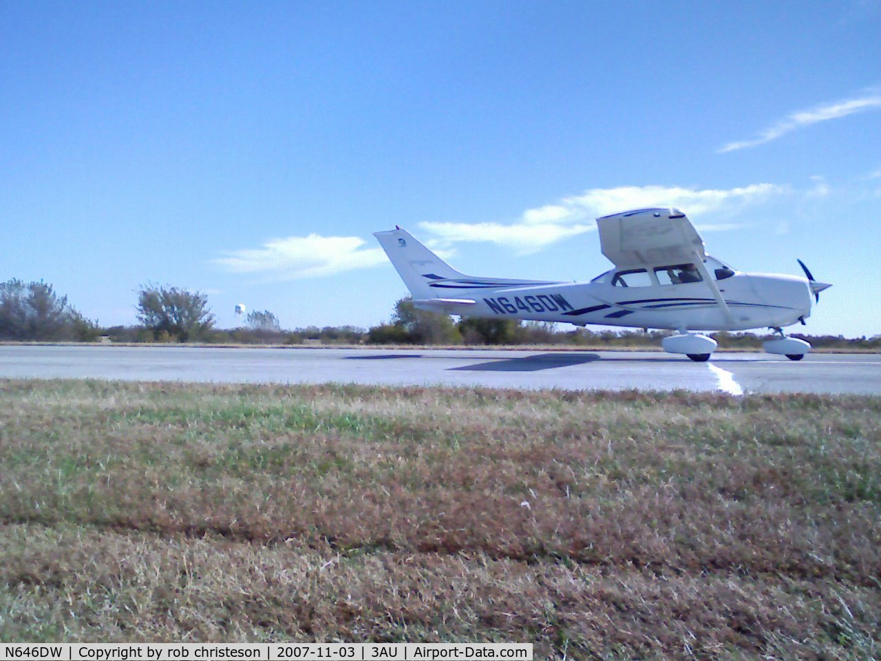 N646DW, 2006 Cessna 172S C/N 172S10141, Landing at Augusta
