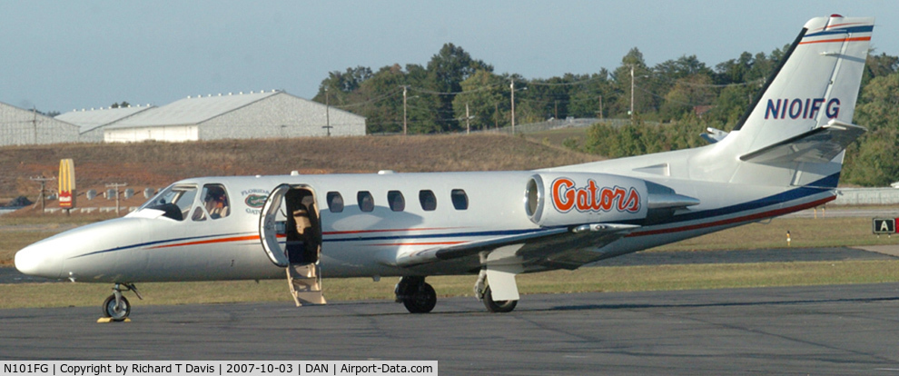 N101FG, 1998 Cessna 550 Citation Bravo C/N 550-0839,  Florida Gators 1998 Cessna 550 in Danville Va.