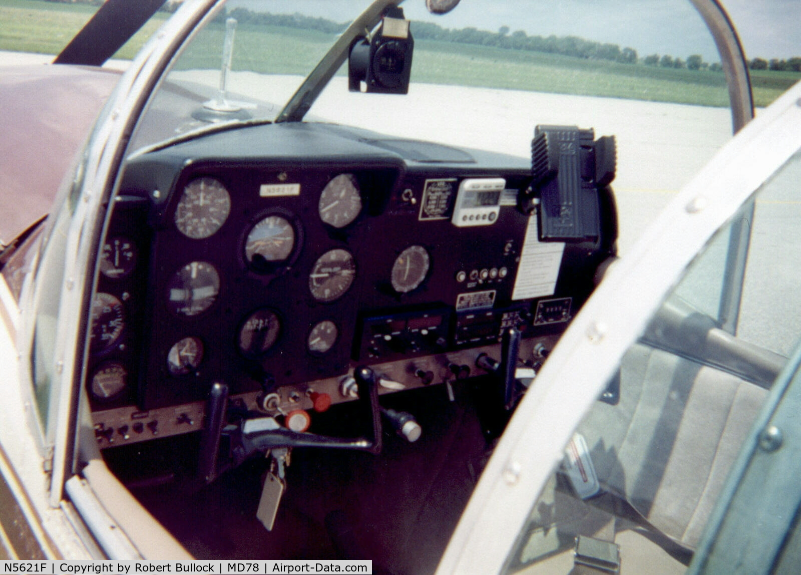 N5621F, 1966 Alon A2 Aircoupe C/N A-221, Interior