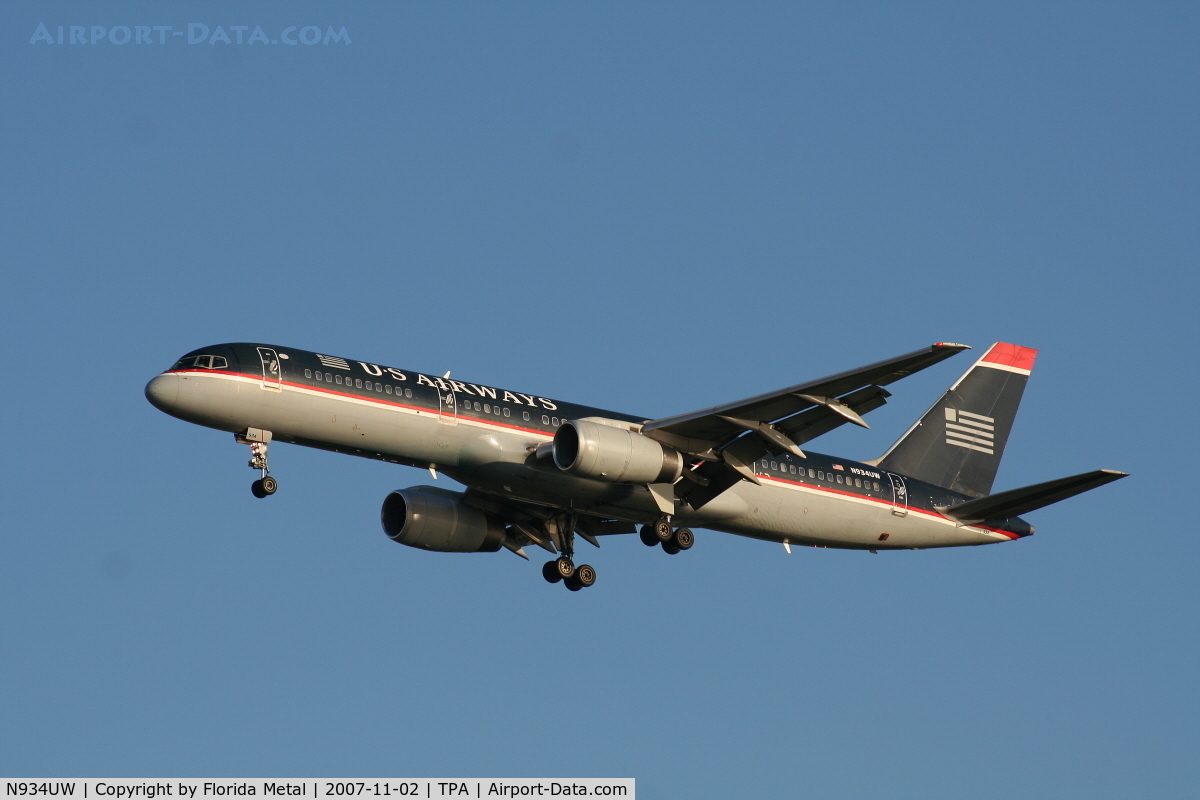 N934UW, 1993 Boeing 757-2B7 C/N 27200, US Airways