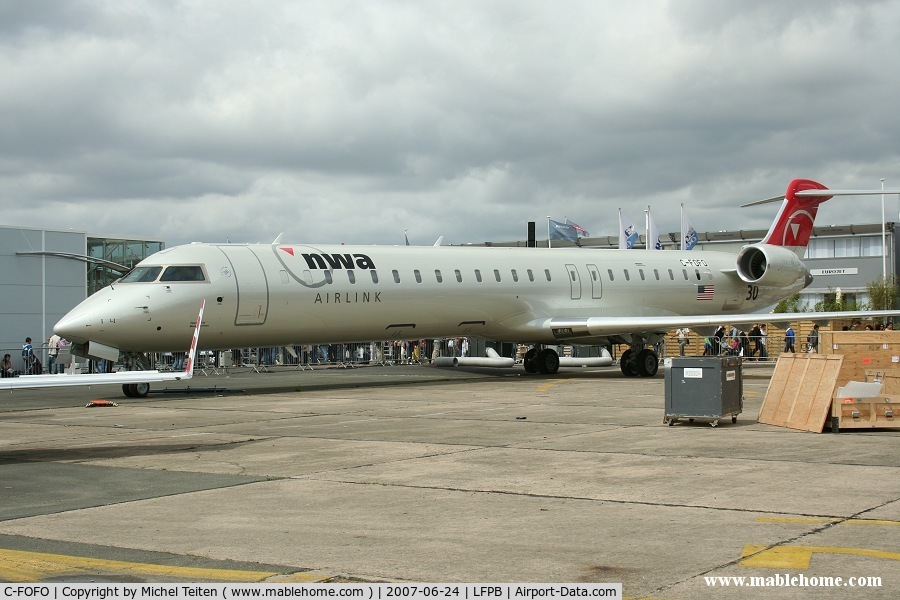 C-FOFO, 2007 Bombardier CRJ-900 (CL-600-2D24) C/N 15134, Static display of the 2007 Paris Airshow