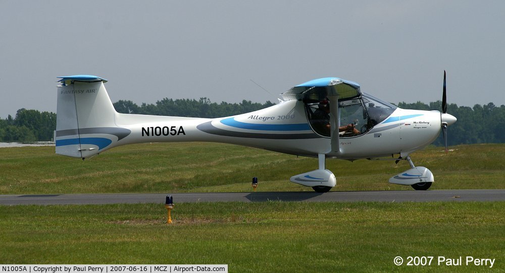N1005A, 2005 Fantasy Air Allegro 2000 C/N 05-039, Fluid lines, very nice