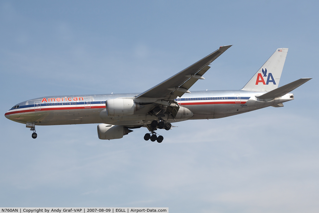 N760AN, 2002 Boeing 777-223 C/N 31477, American Airlines 777-200