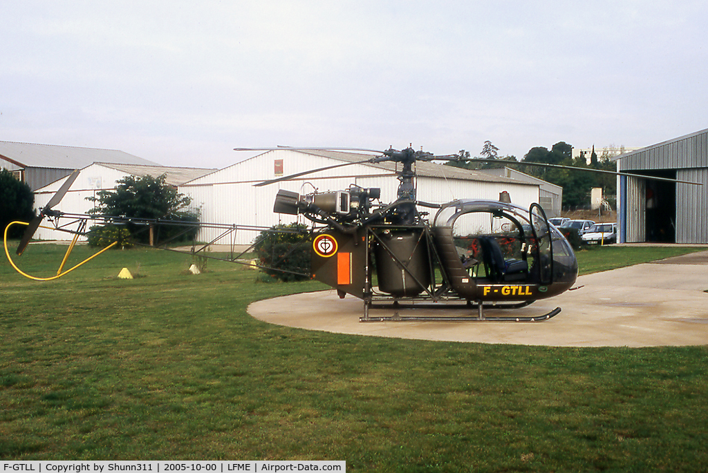 F-GTLL, Eurocopter SE-313B Alouette II C/N 1181, Parked on his private apron...
