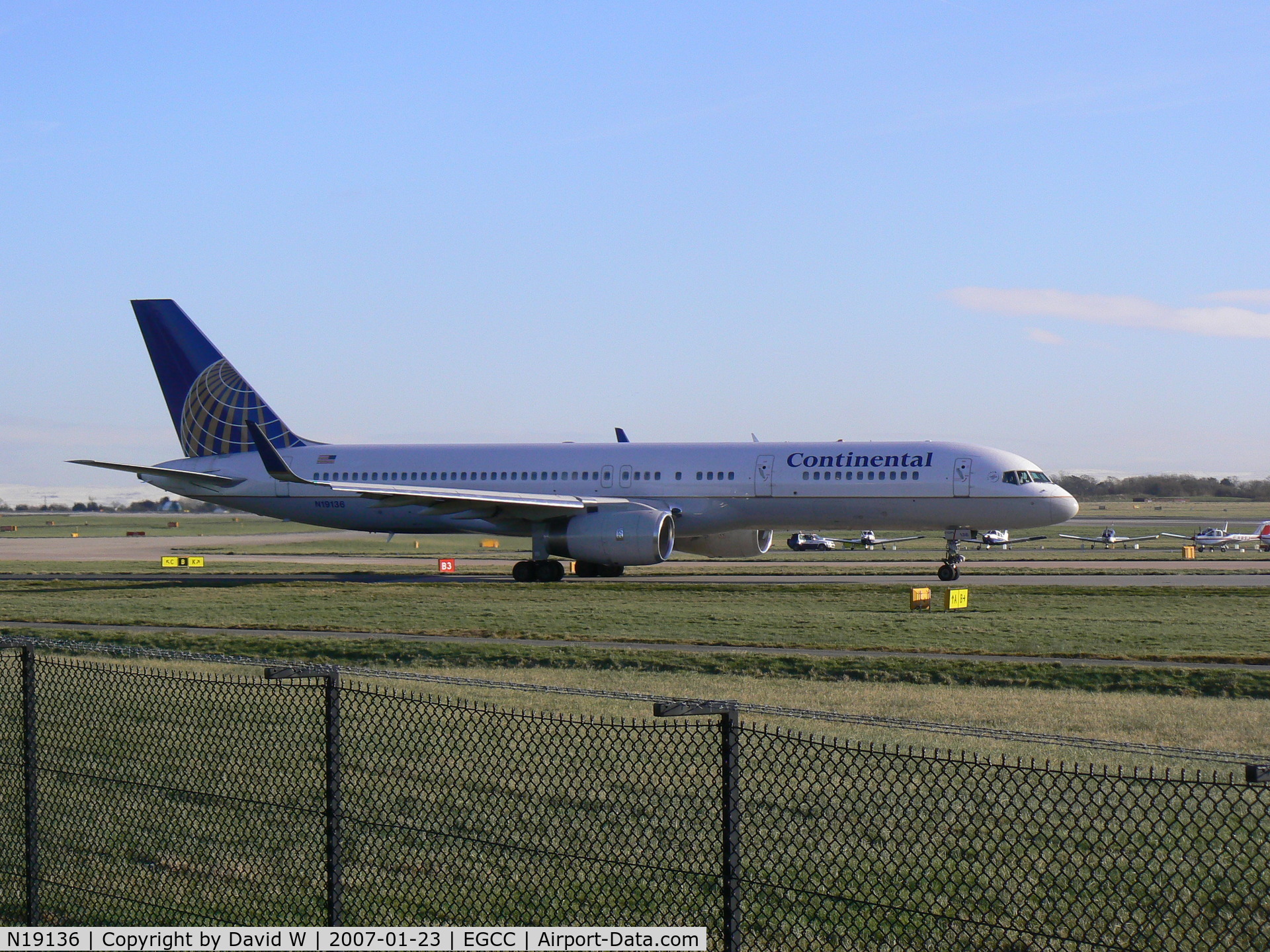 N19136, 1999 Boeing 757-224 C/N 29285, Heading back to the USA