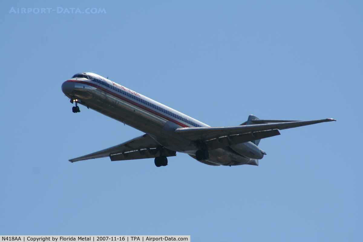 N418AA, 1986 McDonnell Douglas MD-82 (DC-9-82) C/N 49329, American