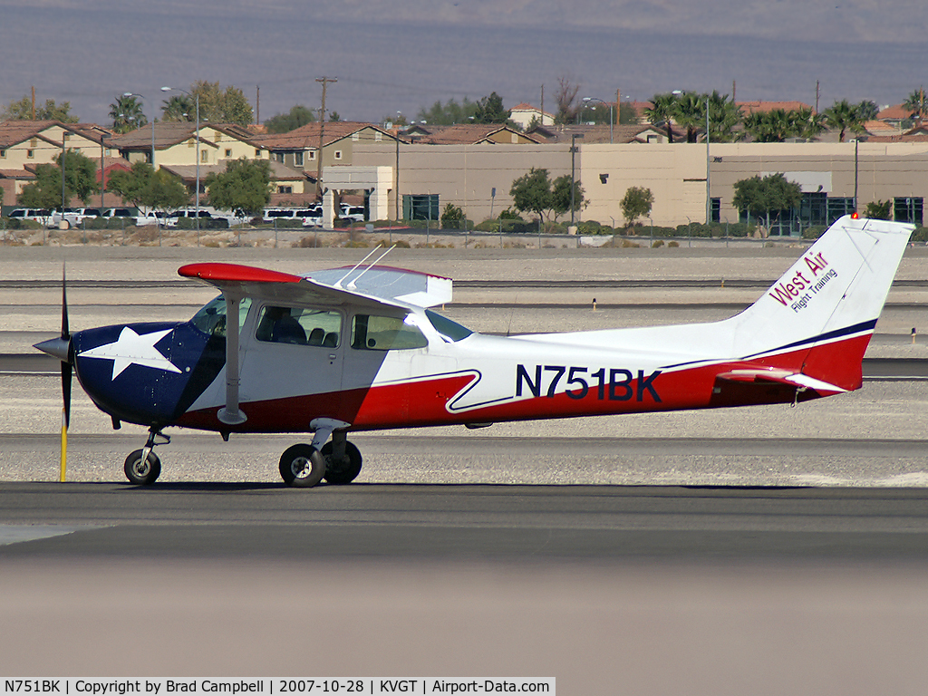 N751BK, 1978 Cessna 172N C/N 17270335, West Air Aviation - Giles Holding Co. - Henderson, Nevada / 1978 Cessna 172N - Skyhawk
