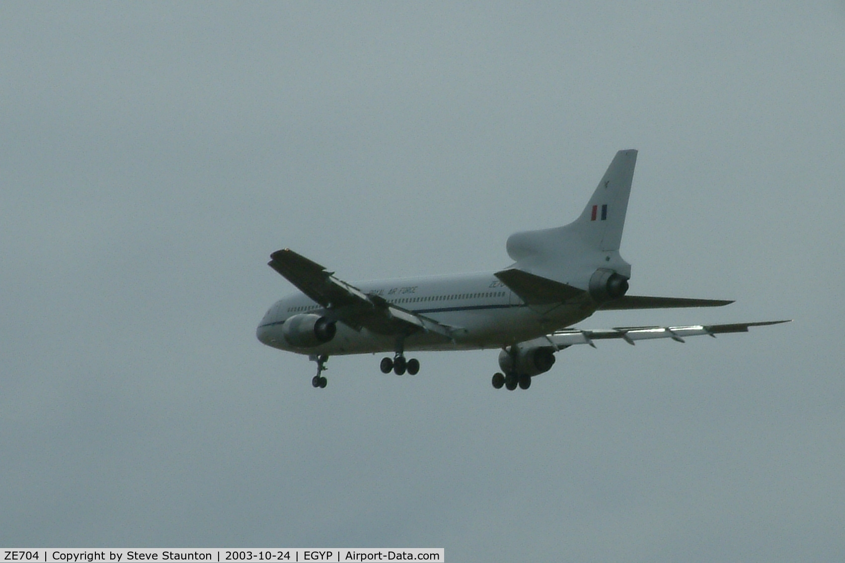 ZE704, 1980 Lockheed L-1011-385-3 TriStar C2 (500) C/N 193Y-1186, RAF Tristar approacing MPN, Falkland Islands