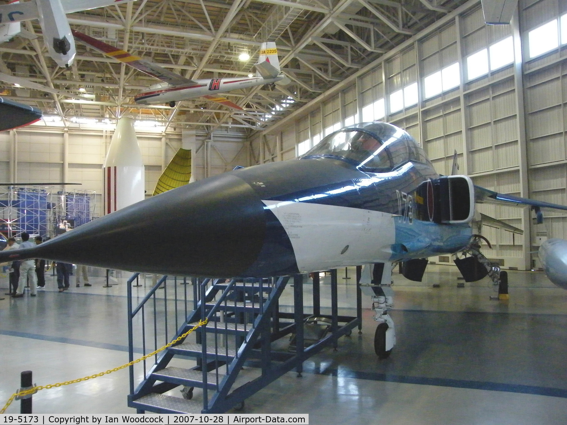 19-5173, Mitsubishi T-2B C/N 132, Mitsubishi T-2/Gifu Museum