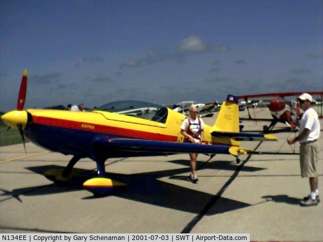 N134EE, 1996 Extra EA-300/200 C/N 003, At Seward Airport