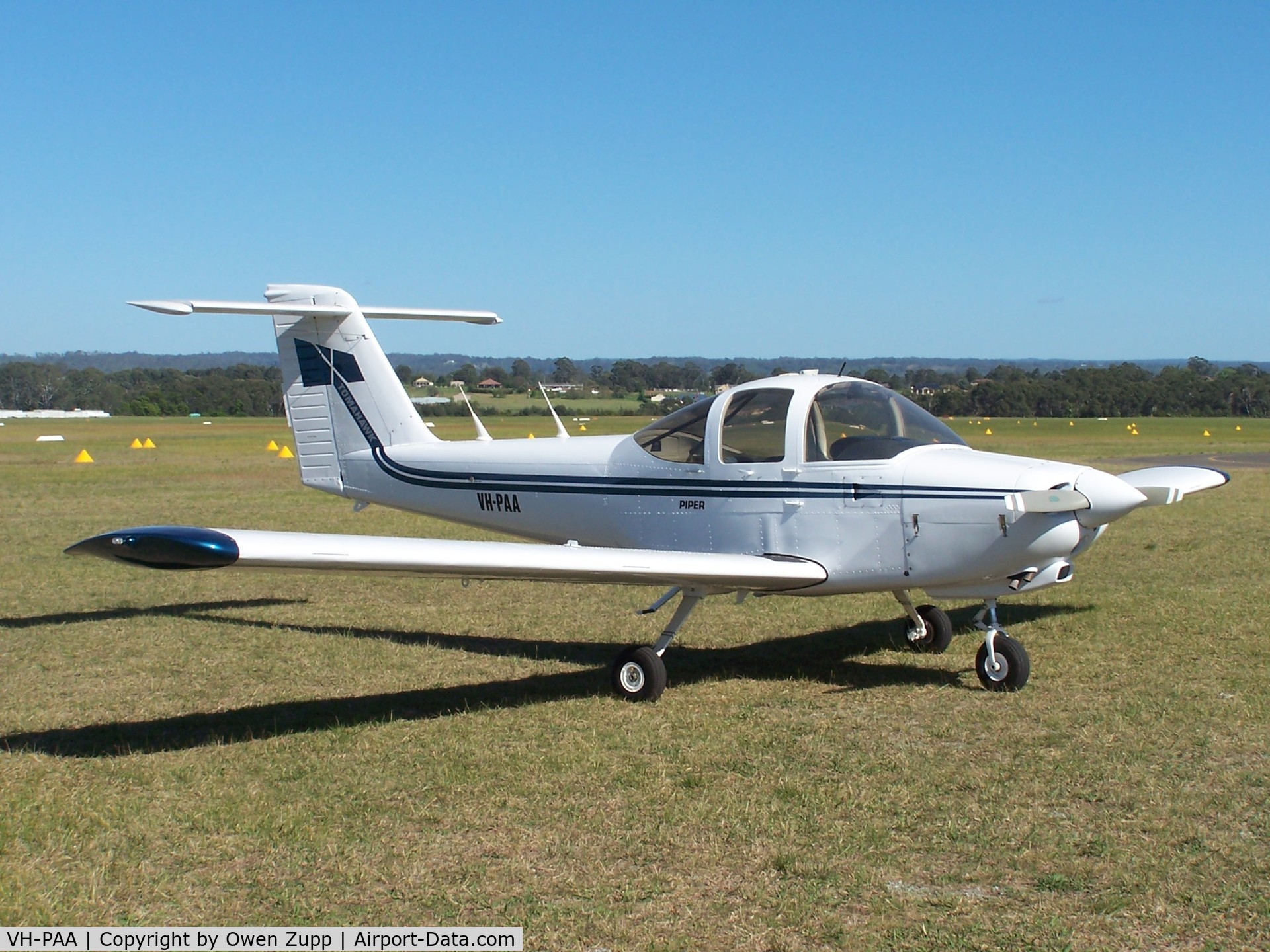 VH-PAA, 1979 Piper PA-38-112 Tomahawk Tomahawk C/N 38-79A0423, PA38-112 VH-PAA at Camden NSW Australia. (Sept 06)
