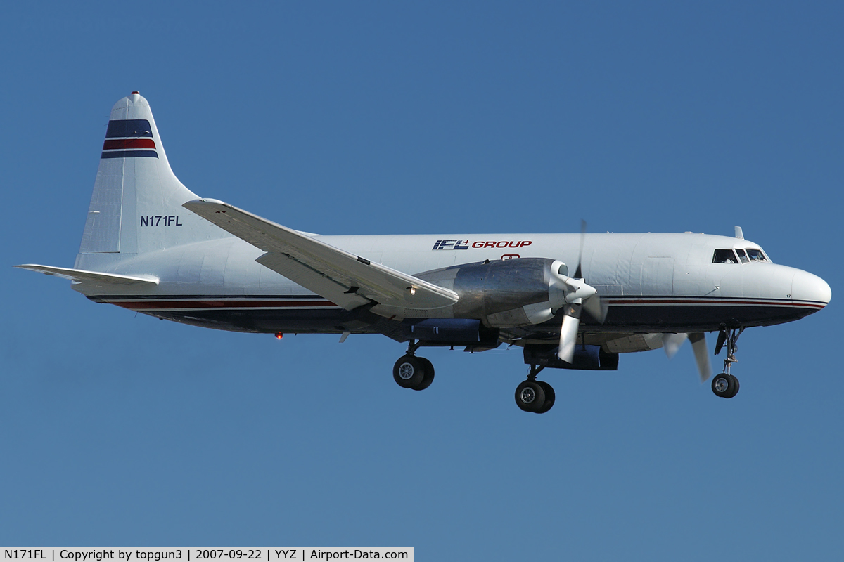 N171FL, 1956 Convair 580 C/N 318, Short final for RWY23.