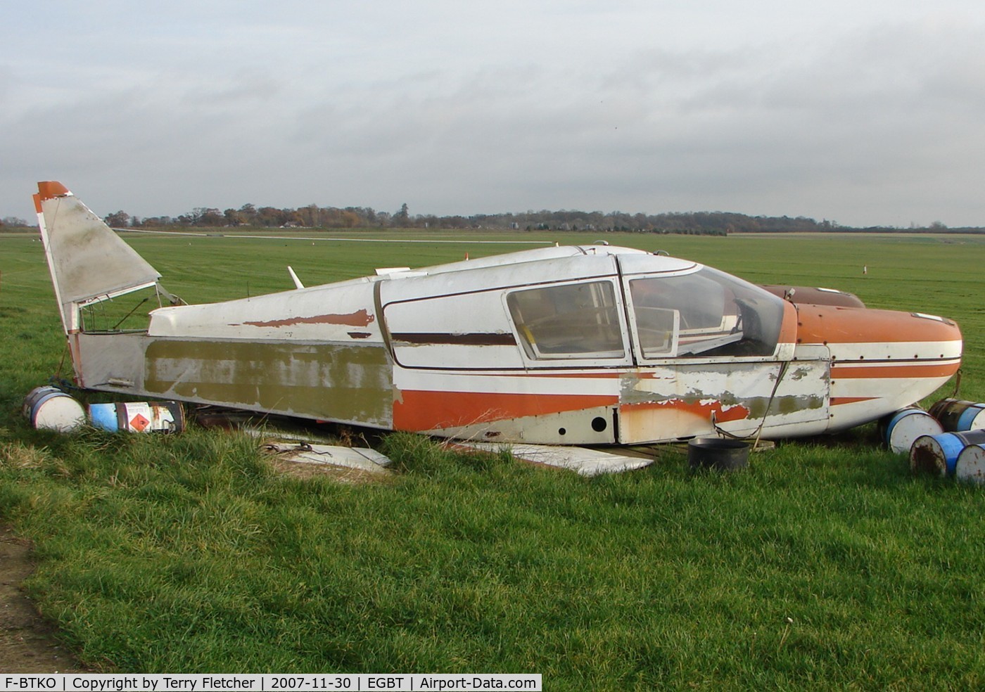 F-BTKO, Robin HR-100-210 Safari C/N 142, Remains of HR100 at Turweston