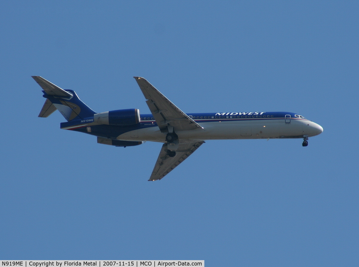 N919ME, 2004 Boeing 717-200 C/N 55181, Midwest