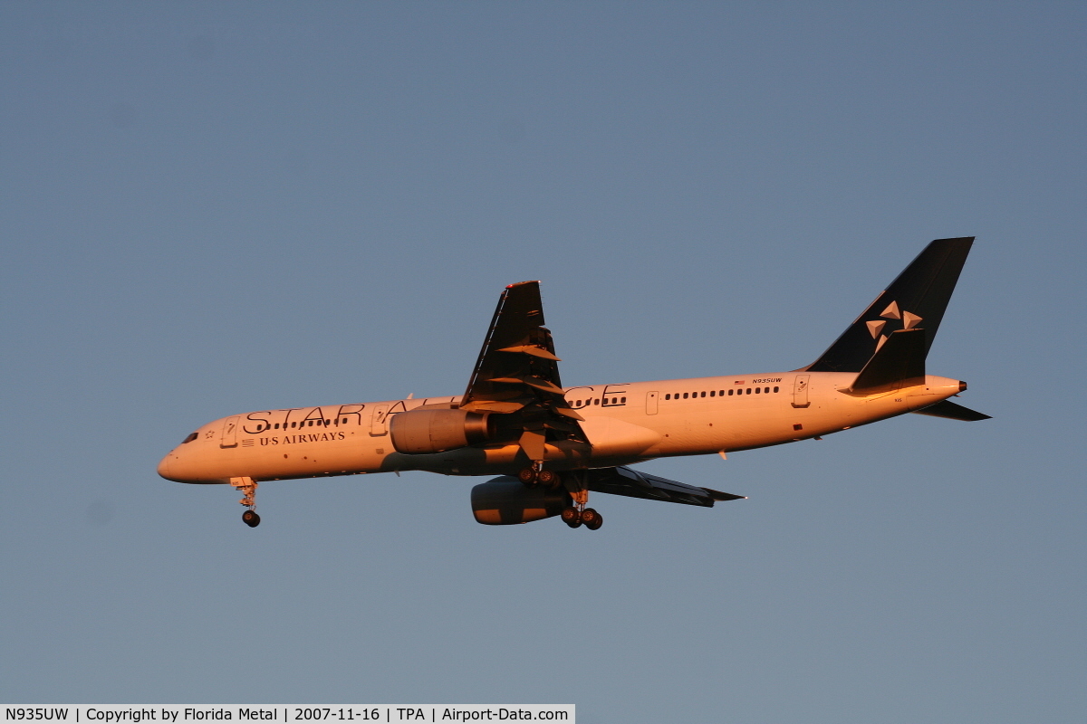 N935UW, 1994 Boeing 757-2B7 C/N 27201, US Airways