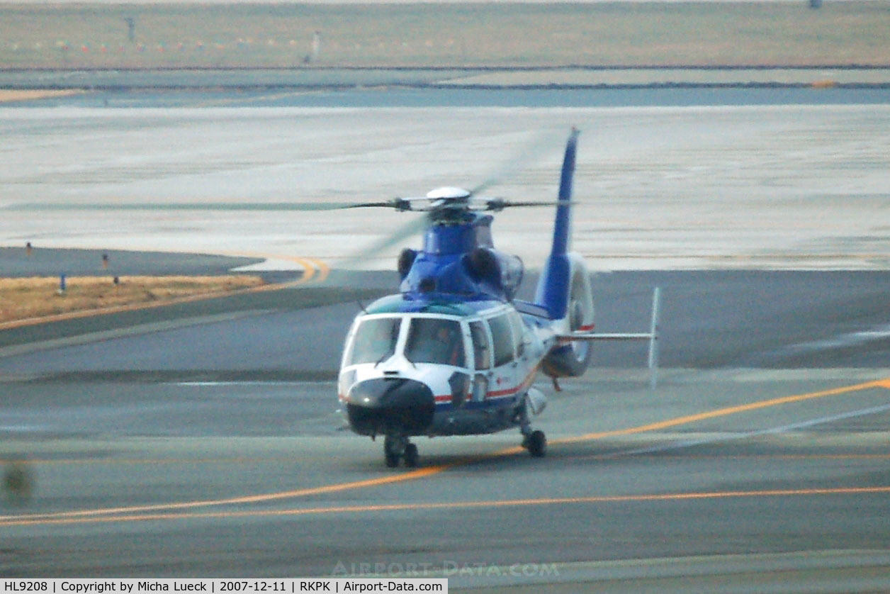 HL9208, Aérospatiale AS-365N-2 Dauphin C/N 6473, Taxiing to the parking position