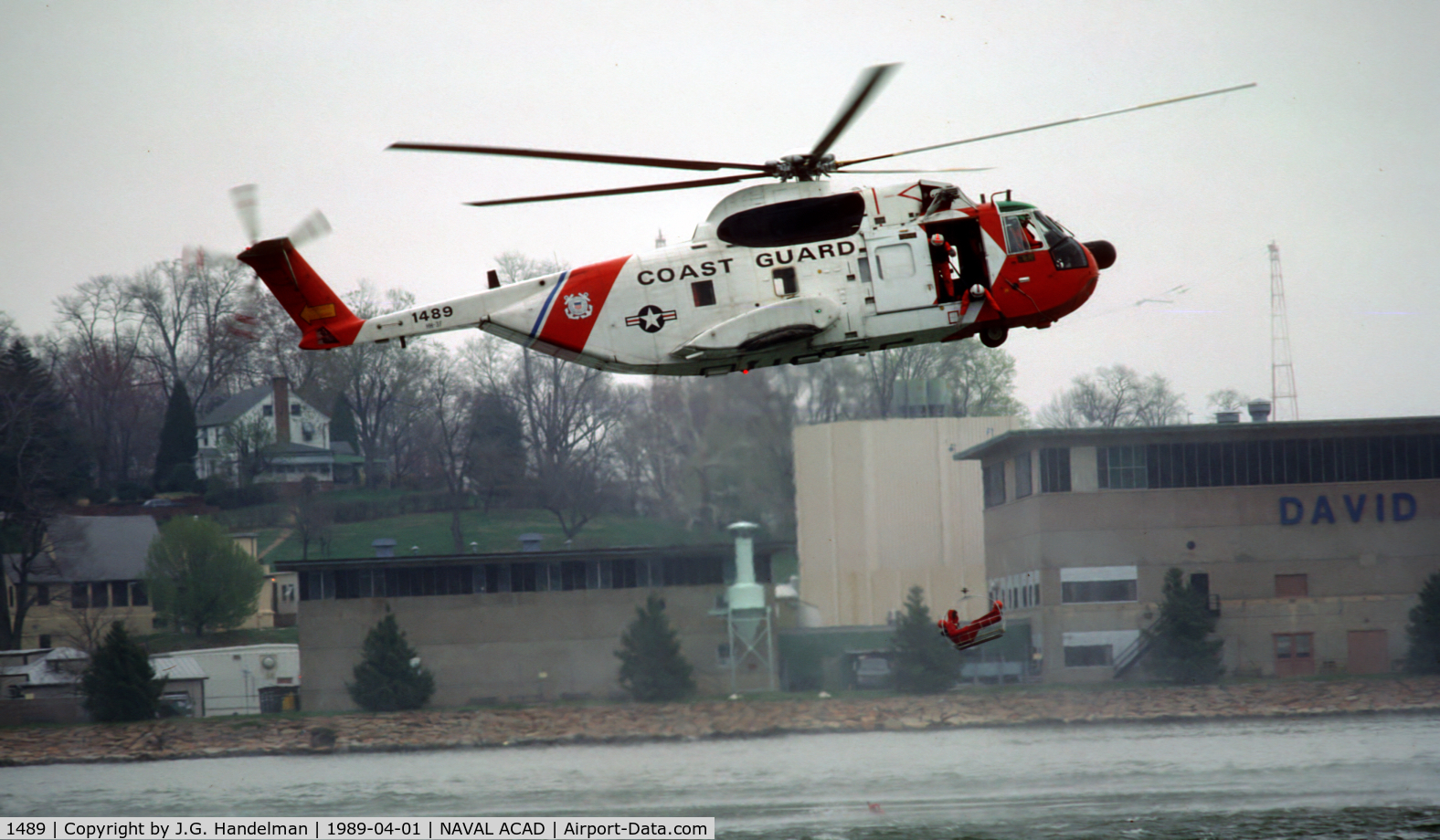 1489, Sikorsky HH-3F Pelican C/N 61666, HH-3 at U.S. Naval Academy