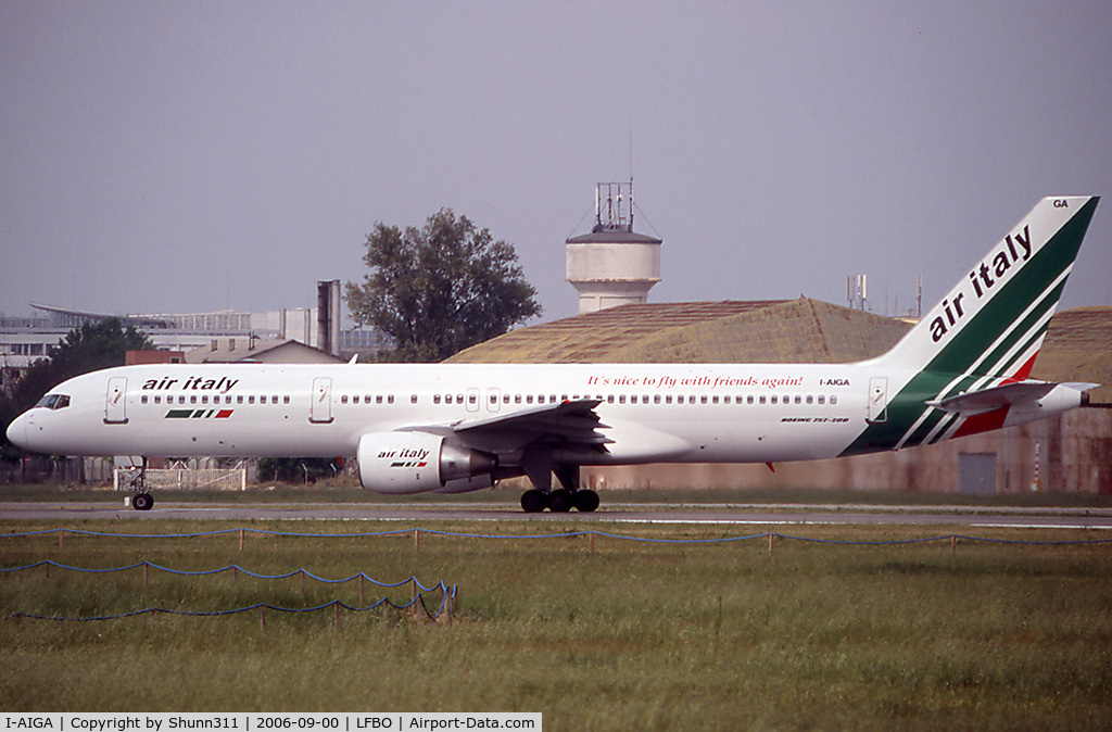 I-AIGA, 1990 Boeing 757-230/SF C/N 24748, Take off rwy 32R