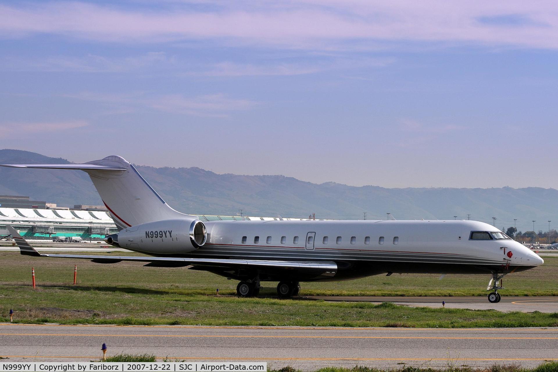 N999YY, 2007 Bombardier BD-700-1A10 Global Express C/N 9240, Parked at jet center