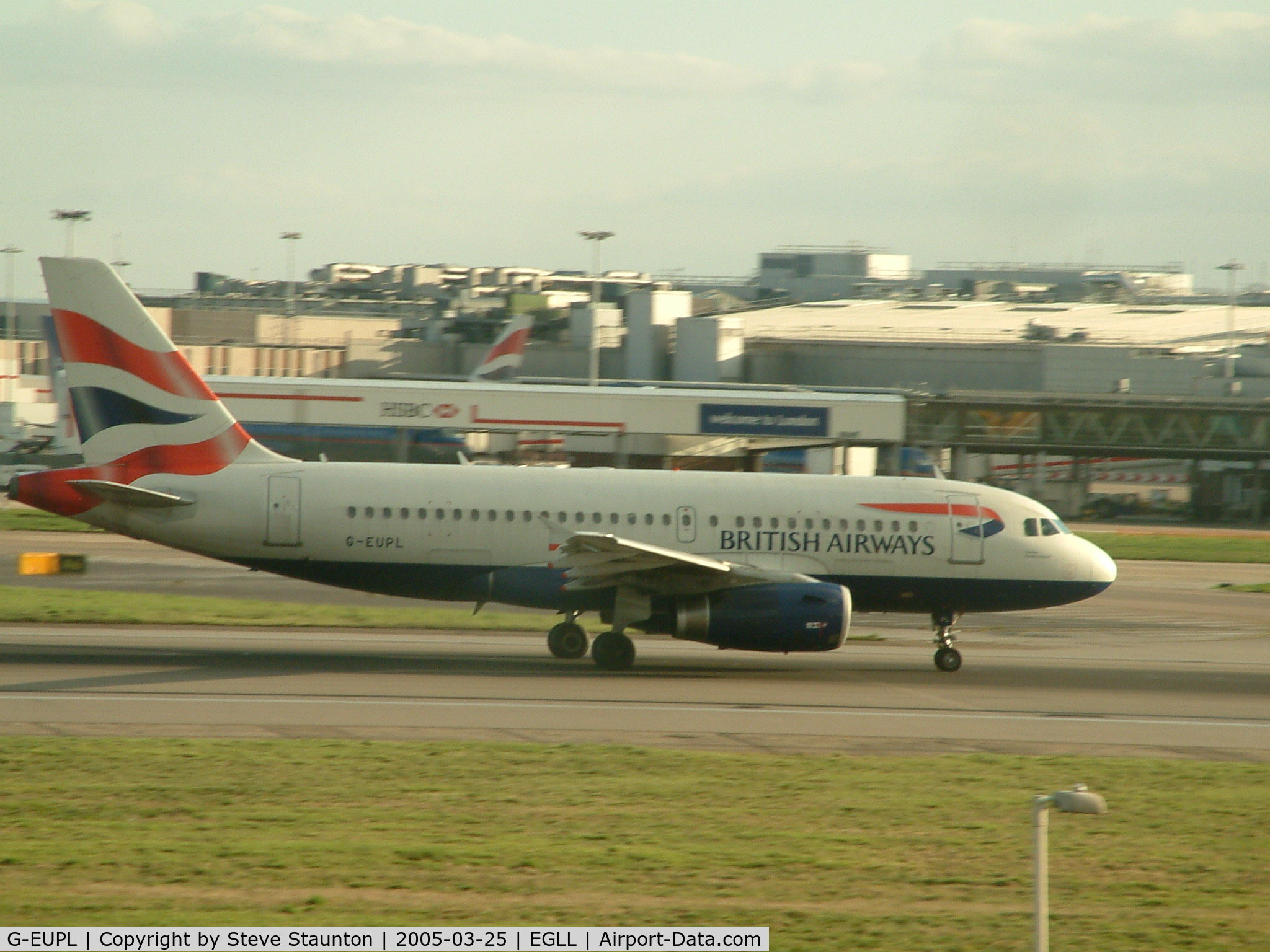 G-EUPL, 2000 Airbus A319-131 C/N 1239, Taken at Heathrow Airport March 2005