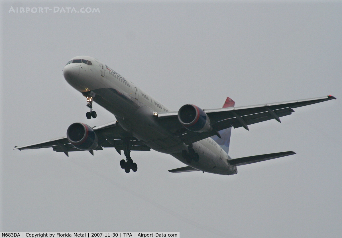 N683DA, 1993 Boeing 757-232 C/N 27103, Delta