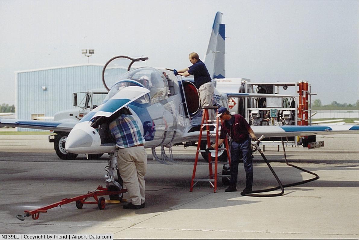 N139LL, 1981 Aero L-39C Albatros C/N 132011, Preparation in Michigan prior to airshow flight