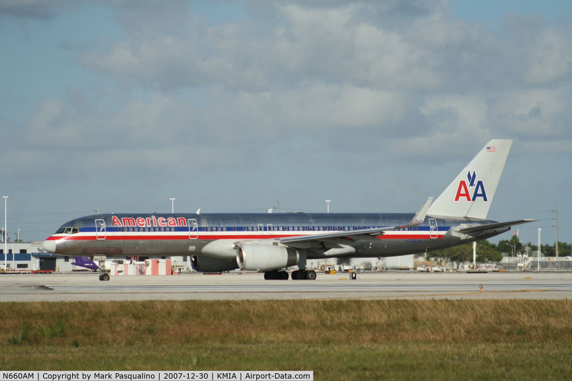 N660AM, 1992 Boeing 757-223 C/N 25294, Boeing 757-200