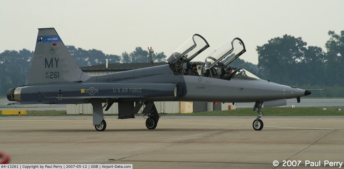 64-13261, 1964 Northrop T-38A Talon C/N N.5690, Coming back in after the Combined Arms Demo