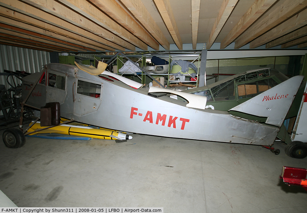 F-AMKT, Caudron C.410 Super Phalene C/N 26, Caudron Phalene stored inside the Old Wings Association of Toulouse...