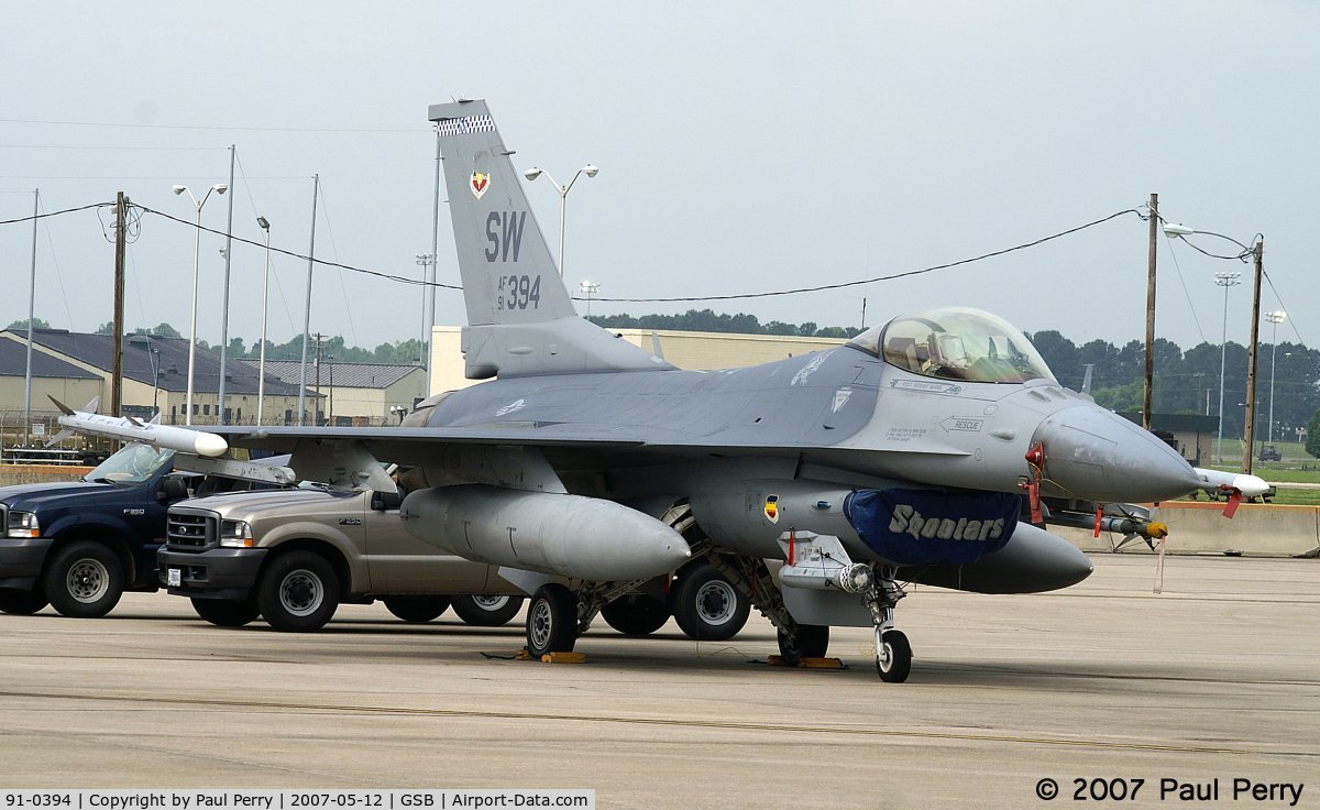 91-0394, 1991 General Dynamics F-16C Fighting Falcon C/N CC-92, Another of the 20th Fighter Wing's Vipers on the hot ramp