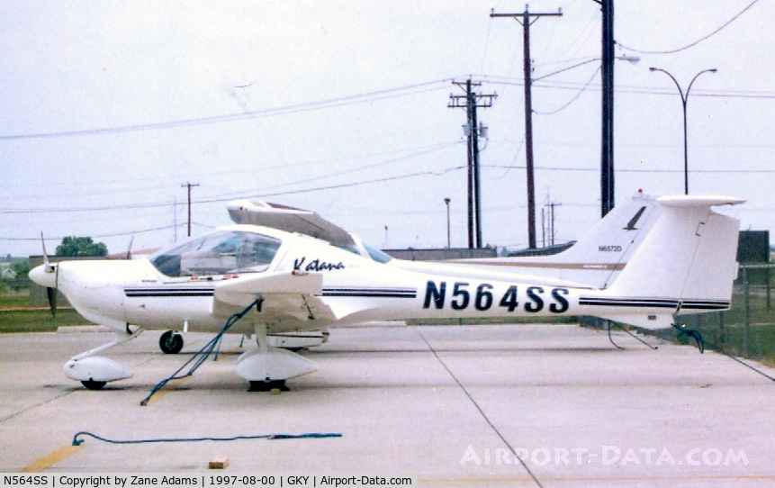 N564SS, Diamond DA-20A-1 Katana C/N 10123, At Arlington Municipal