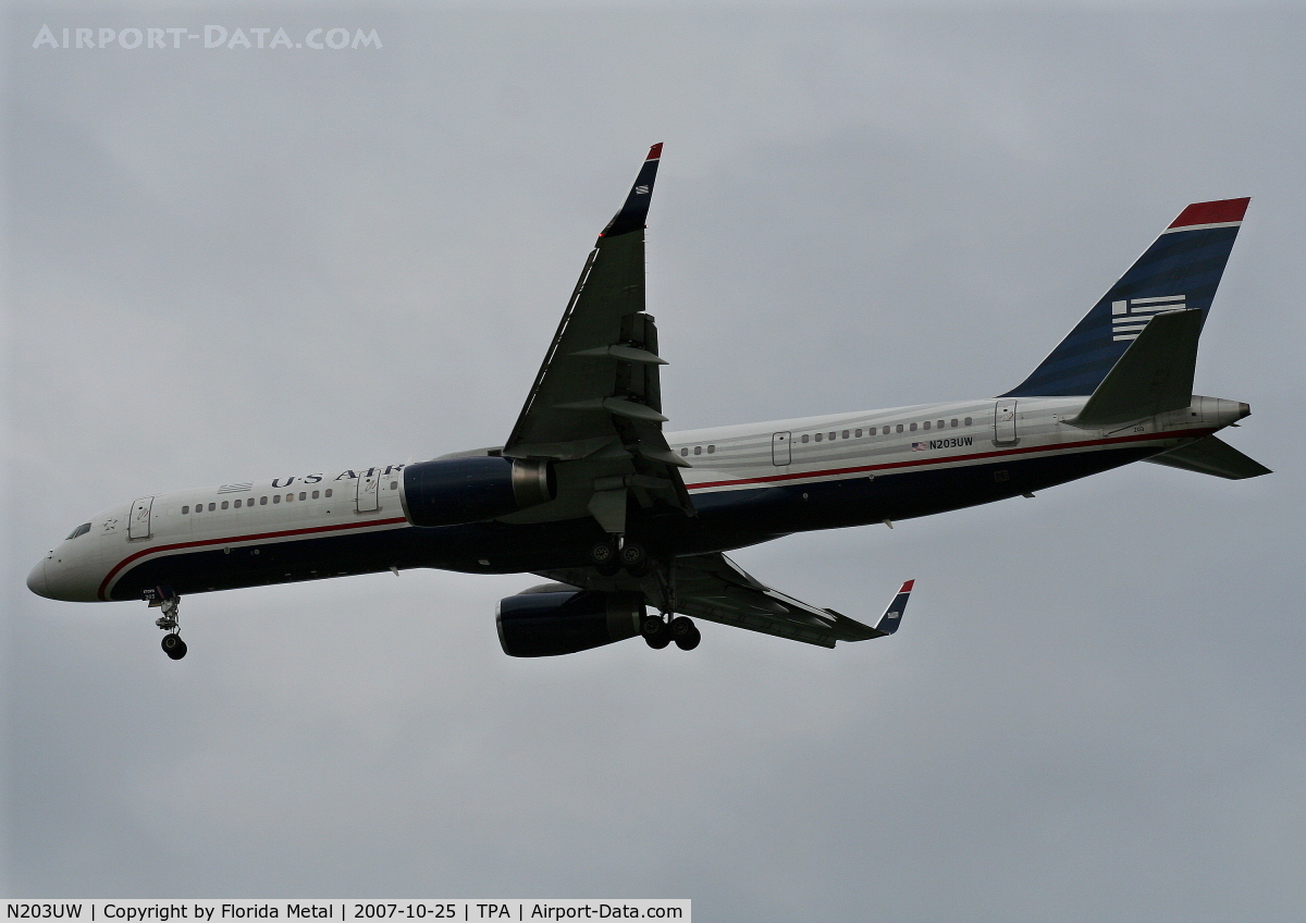 N203UW, 2000 Boeing 757-23N C/N 30548, US Airways