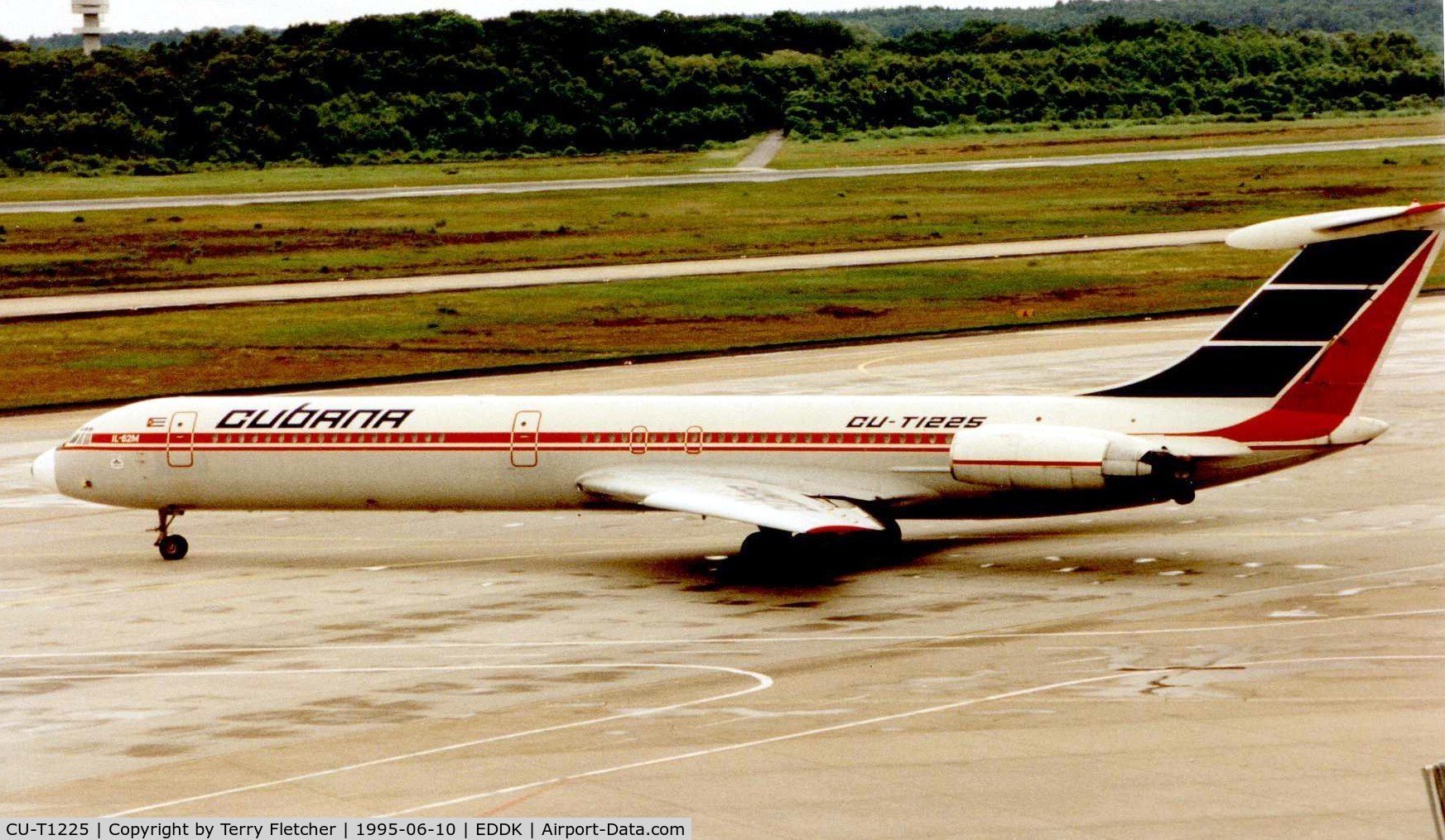 CU-T1225, 1981 Ilyushin Il-62M C/N 39845, Cubana taxying for departure from Cologne , Germany in 1995