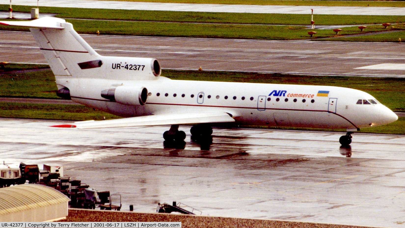 UR-42377, 1990 Yakovlev Yak-42D C/N 4520421014479, Air Commerce Yak 42 at Zurich in 2001