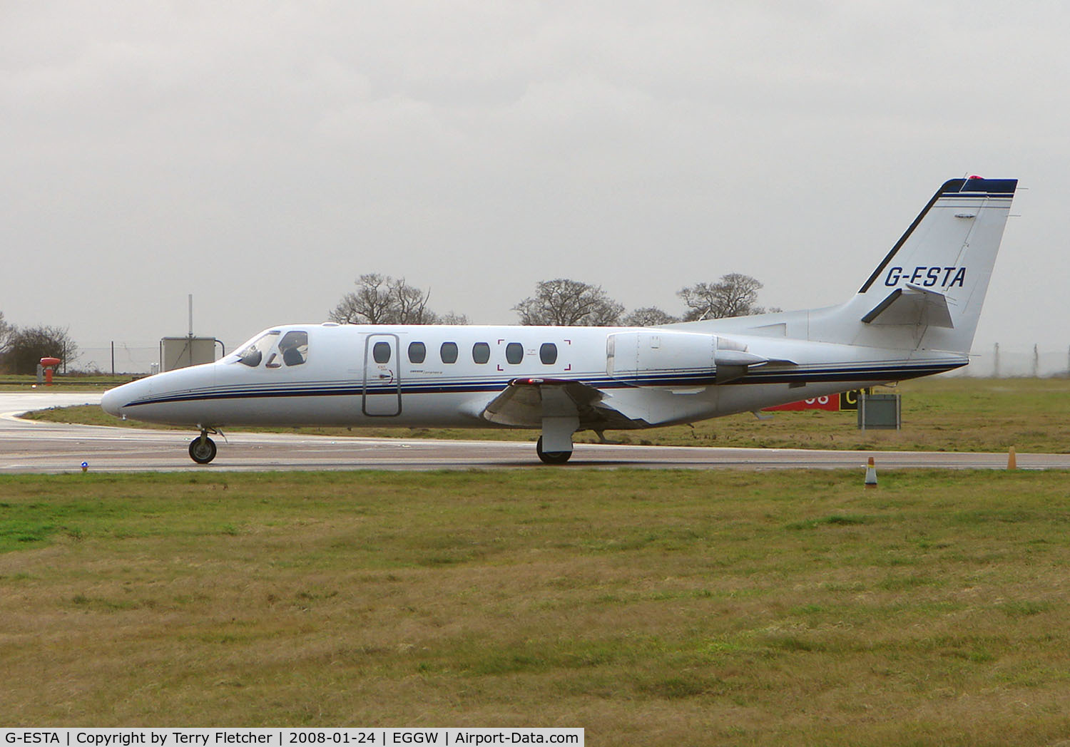 G-ESTA, 1980 Cessna 550 Citation II C/N 550-0127, British Citation at Luton in January 2008