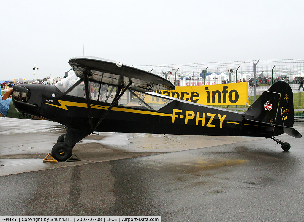 F-PHZY, Piper J3C-65 Cub Cub C/N Not found F-PHZY, Displayed during LFOE Airshow 2007