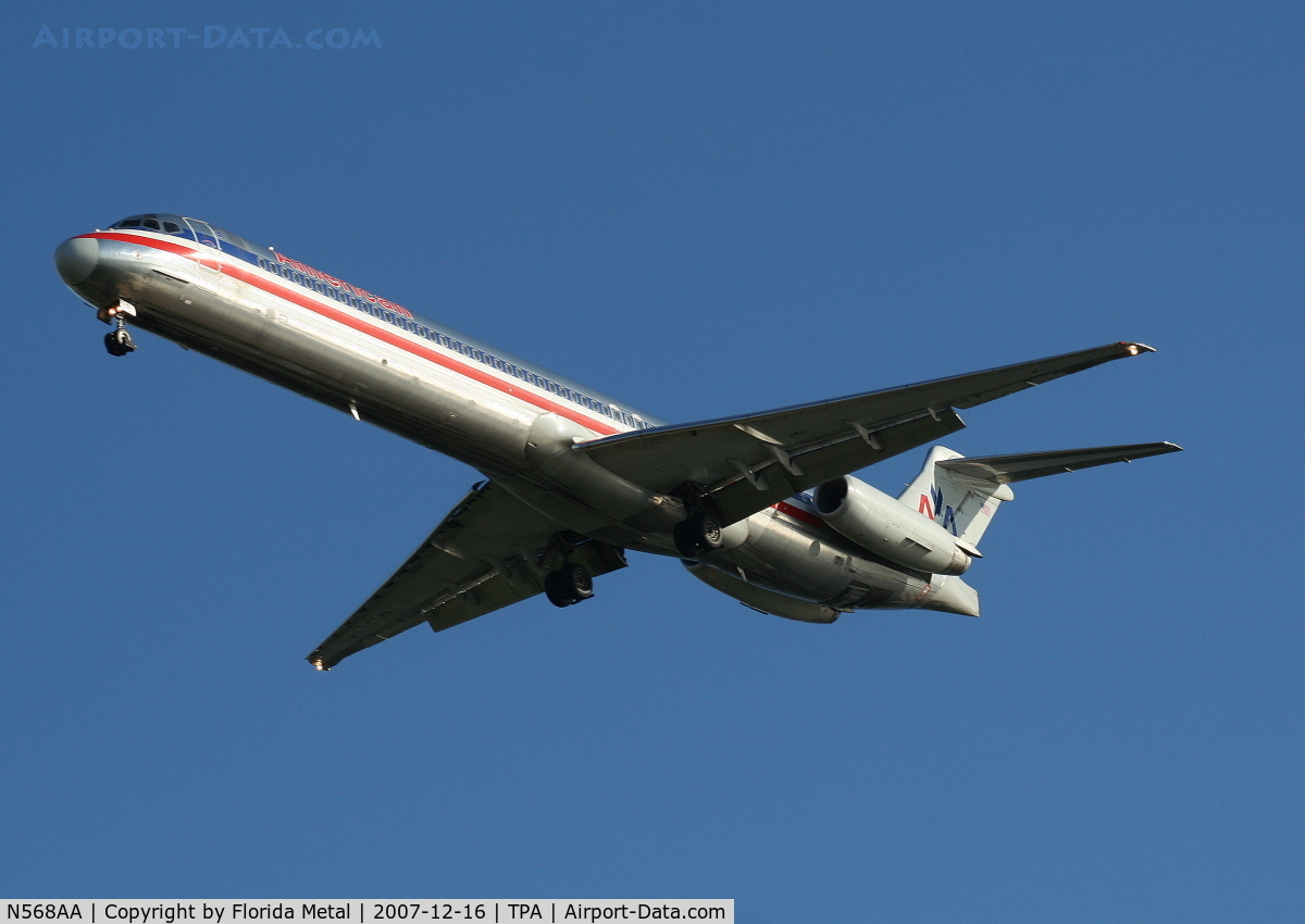 N568AA, 1987 McDonnell Douglas MD-83 (DC-9-83) C/N 49349, American