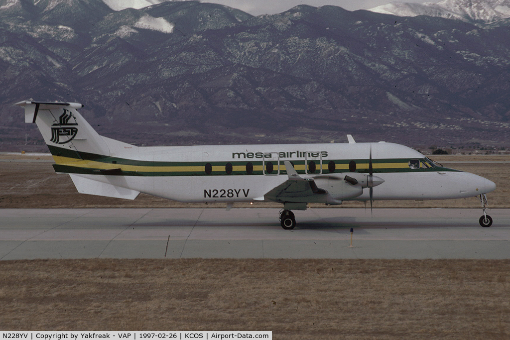N228YV, 1996 Beech 1900D C/N UE-228, Mesa Airlines Beech 1900D