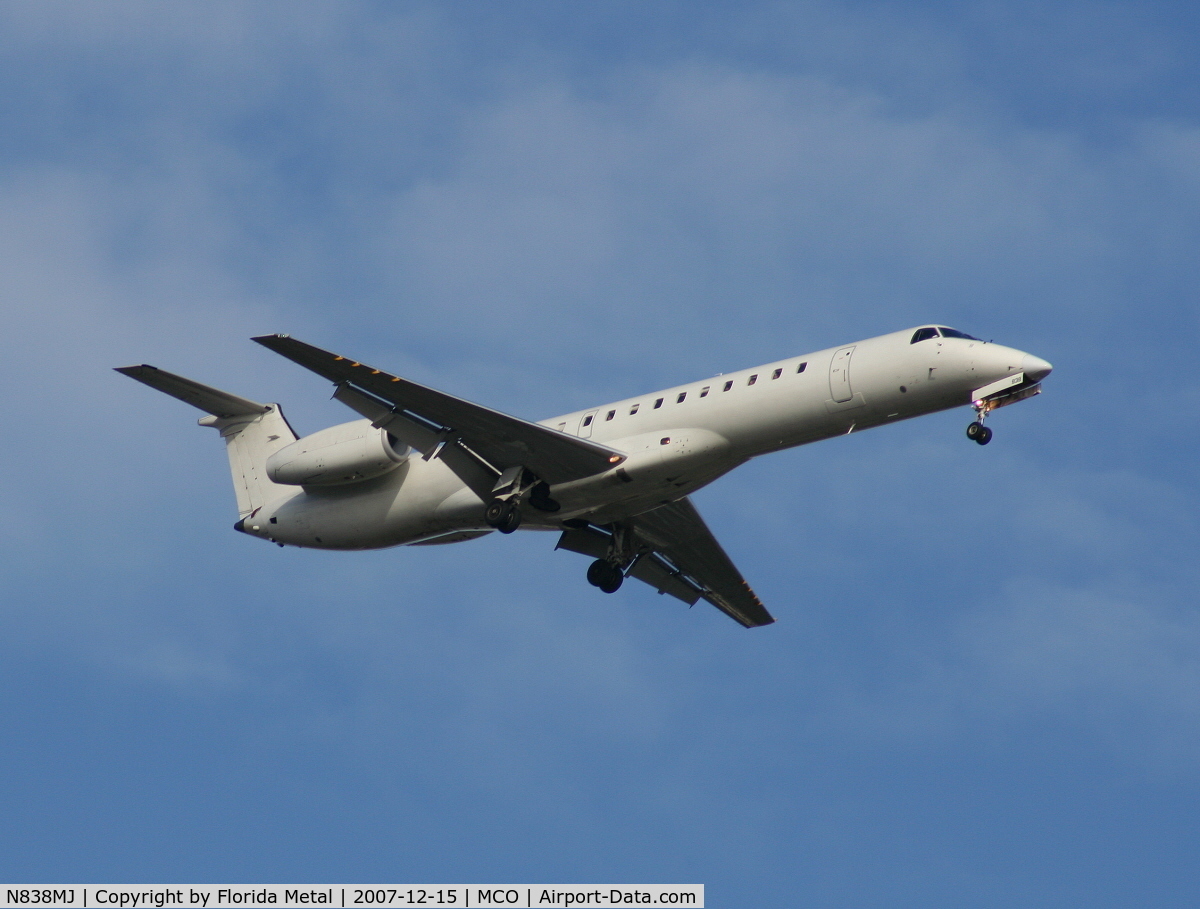 N838MJ, 2001 Embraer ERJ-145LR (EMB-145LR) C/N 145384, Delta Connection