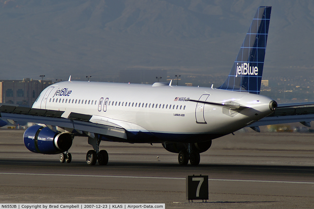 N655JB, 2007 Airbus A320-232 C/N 3072, jetBlue Airways - 'Something About Blue' / 2007 Airbus A320-232