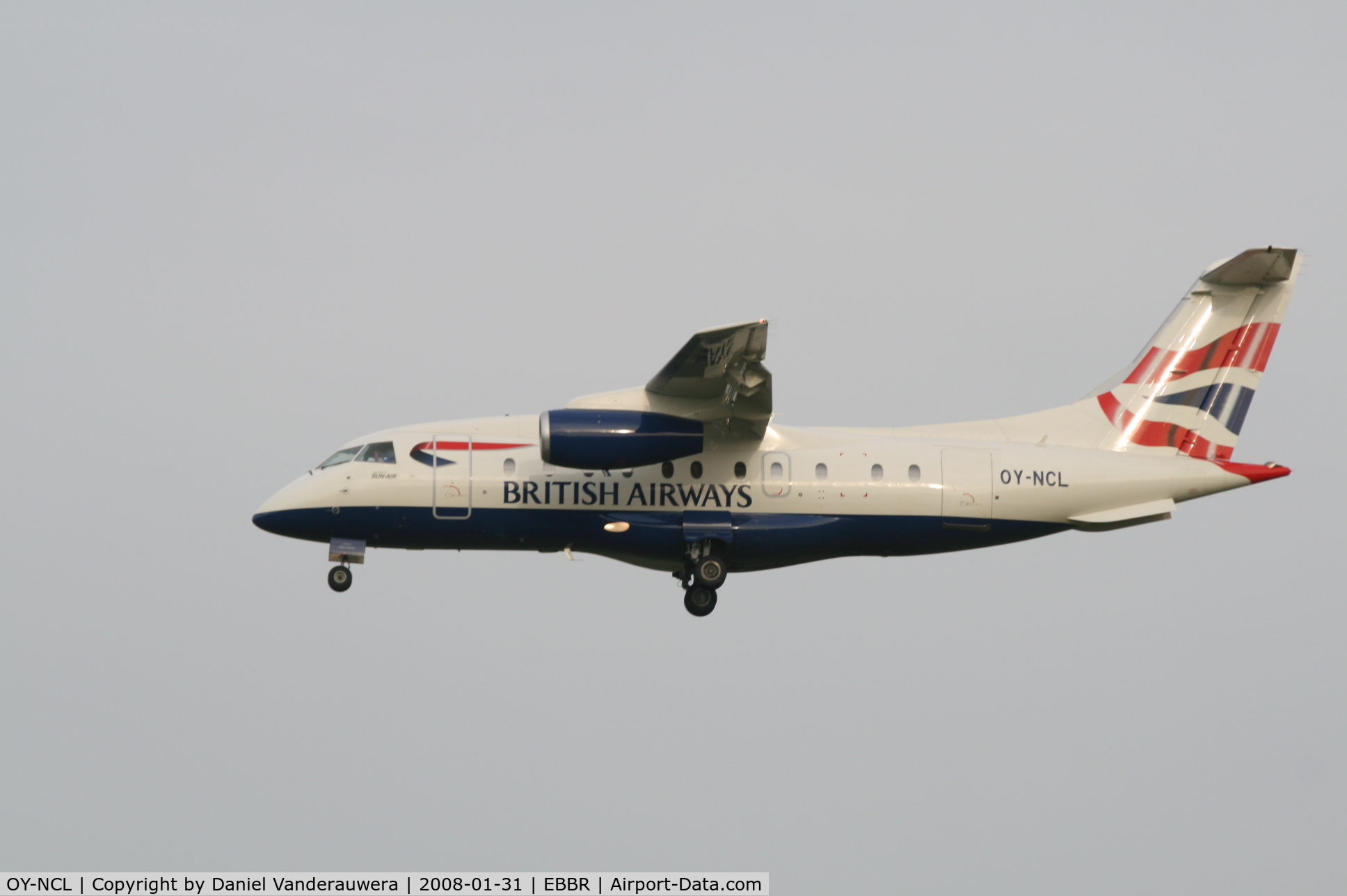 OY-NCL, 2001 Fairchild Dornier 328-310 328JET C/N 3192, flight EZ821 is descending to rwy 25L