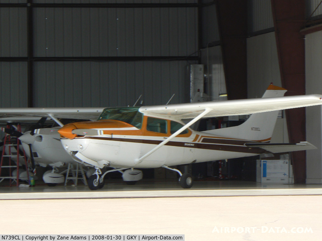 N739CL, 1979 Cessna R182 Skylane RG C/N R18200986, At Arlington Municipal