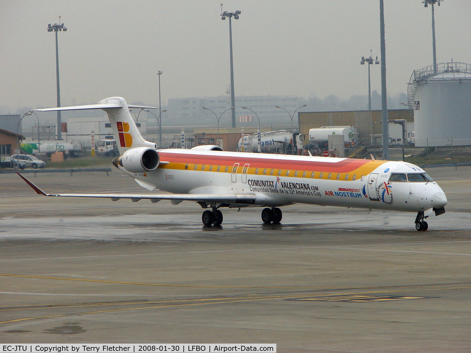 EC-JTU, 2006 Bombardier CRJ-900 (CL-600-2D24) C/N 15079, Air Nostrum CLRJ900 about to depart the ramp at Toulouse