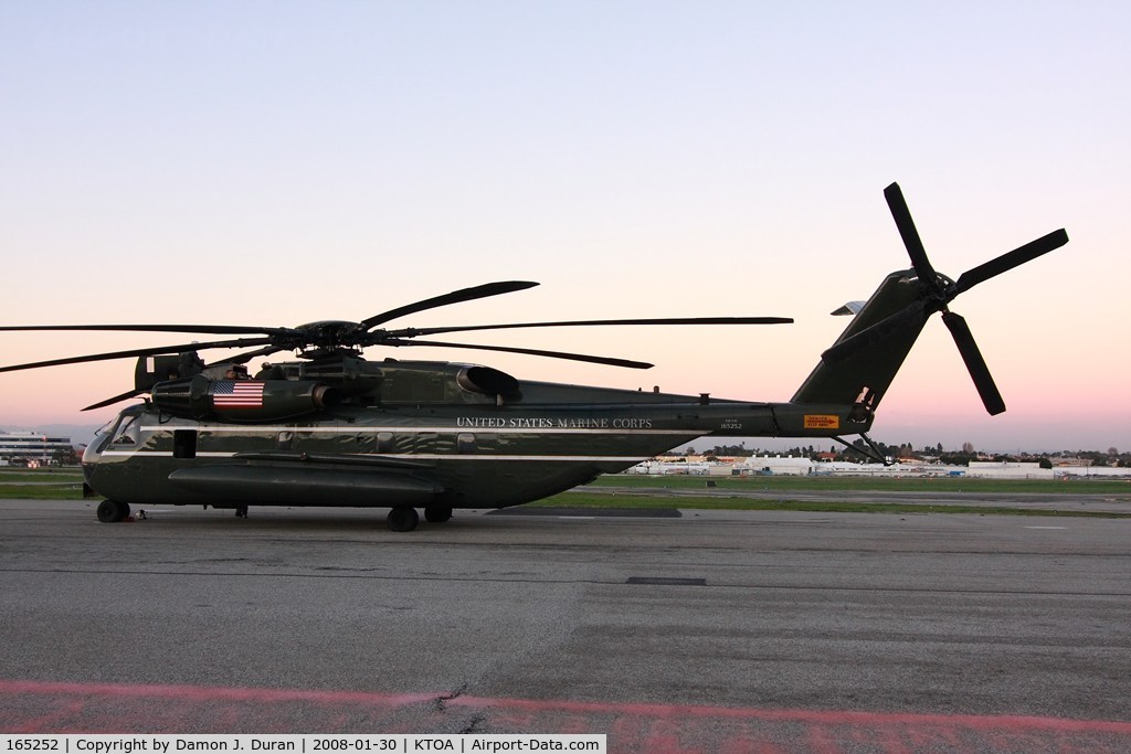 165252, Sikorsky CH-53E Super Stallion C/N 65-646, CH-53E HMX-1 at TOA after Presidential visit to Robinson Helicopter