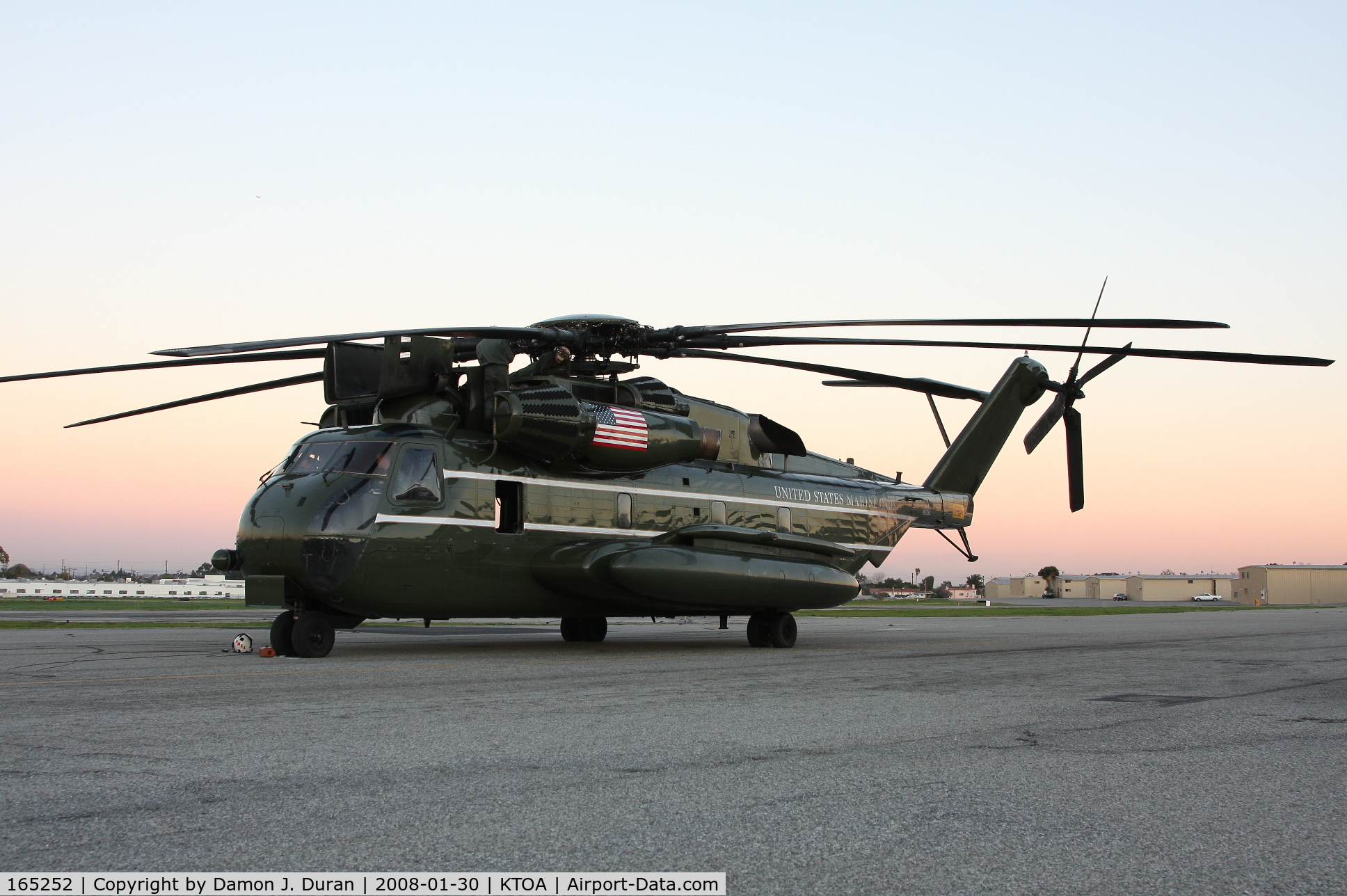 165252, Sikorsky CH-53E Super Stallion C/N 65-646, CH-53E HMX-1 at TOA after Presidential visit to Robinson Helicopter