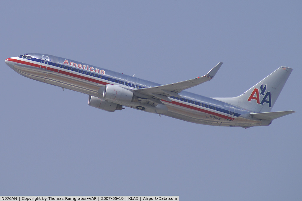 N976AN, 2001 Boeing 737-823 C/N 30099, American Airlines Boeing 737-800