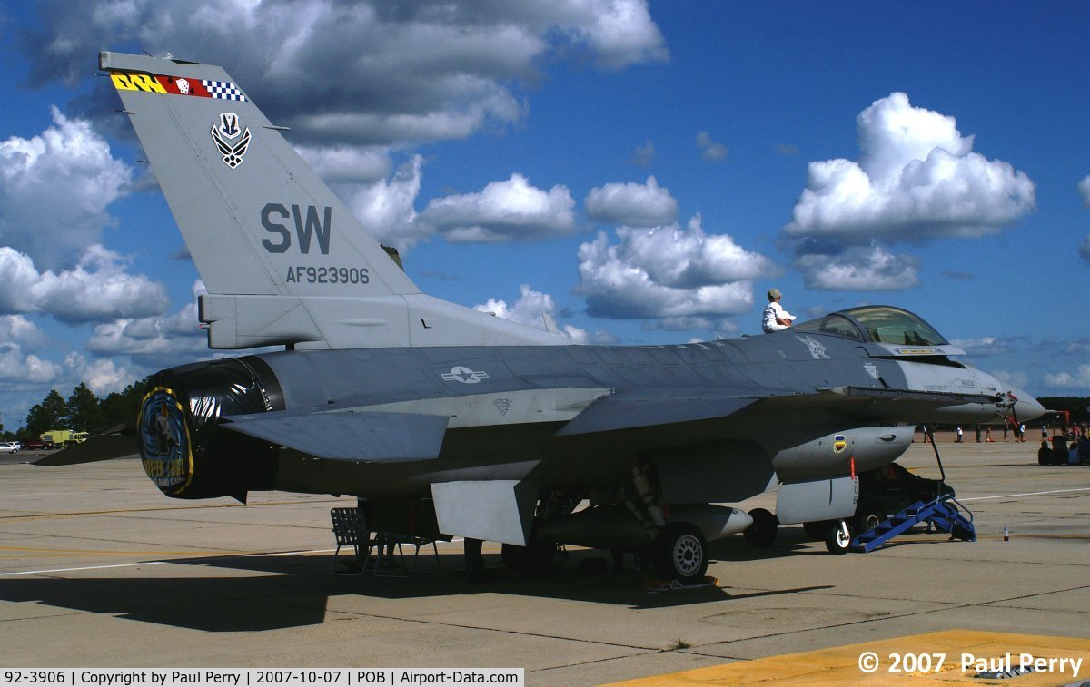 92-3906, 1992 Lockheed F-16CJ Fighting Falcon C/N CC-148, One of Shaw's Demo birds