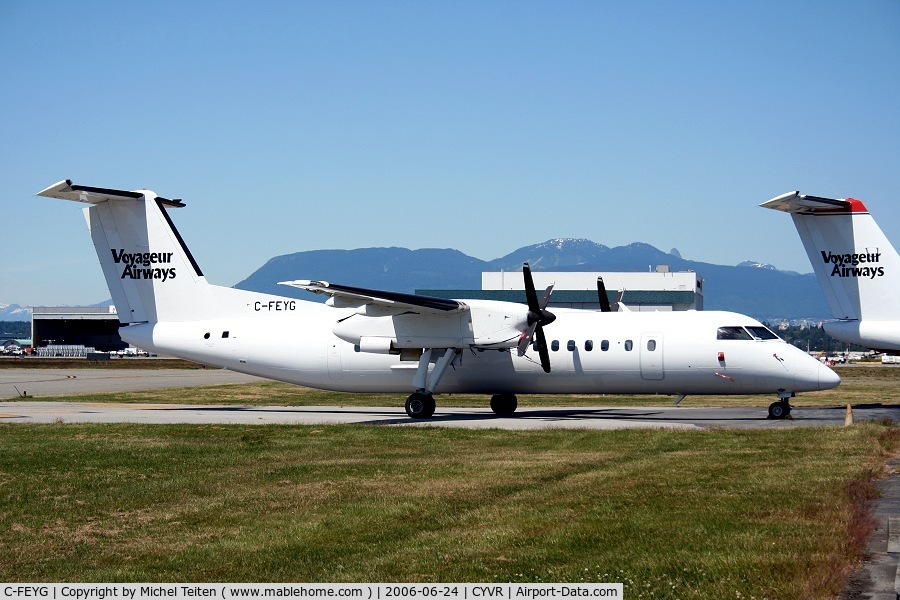 C-FEYG, 1992 De Havilland Canada DHC-8-311 Dash 8 C/N 320, Voyageur Airways