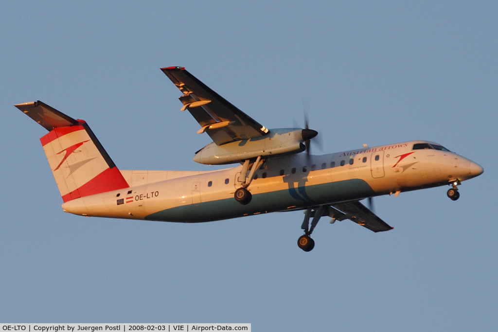 OE-LTO, 2000 De Havilland Canada DHC-8-314Q Dash 8 C/N 553, sundown light - De Havilland Inc. DHC-8-314
